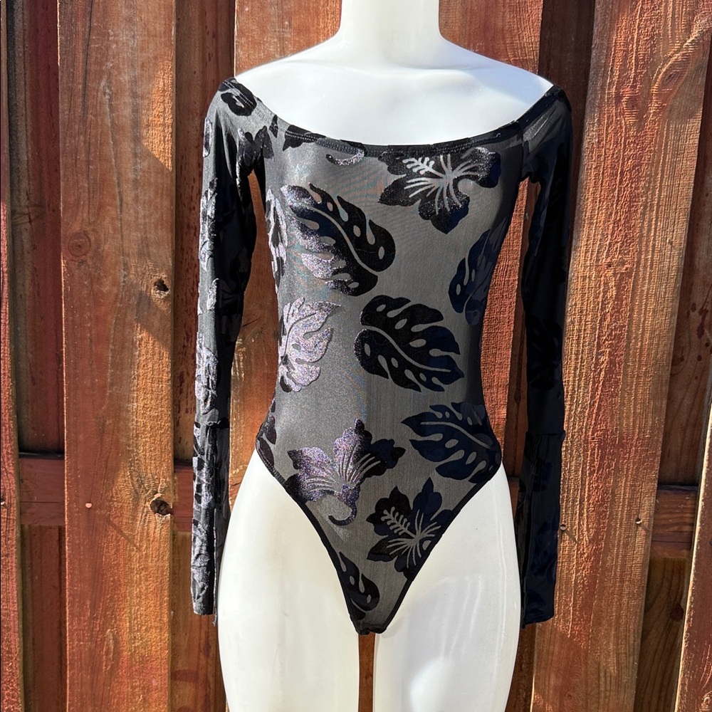 Goodtime USA Chic Black Leaf Bodysuit Size S